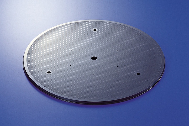 ¿Qué materiales se utilizan en los componentes cerámicos semiconductores?